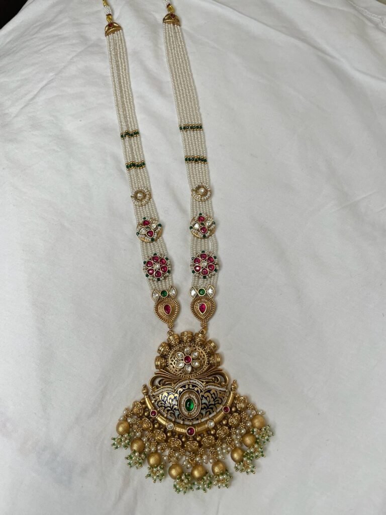 Traditional Gold-Toned Kundan Pearl Necklace Set with Jhumka Earrings