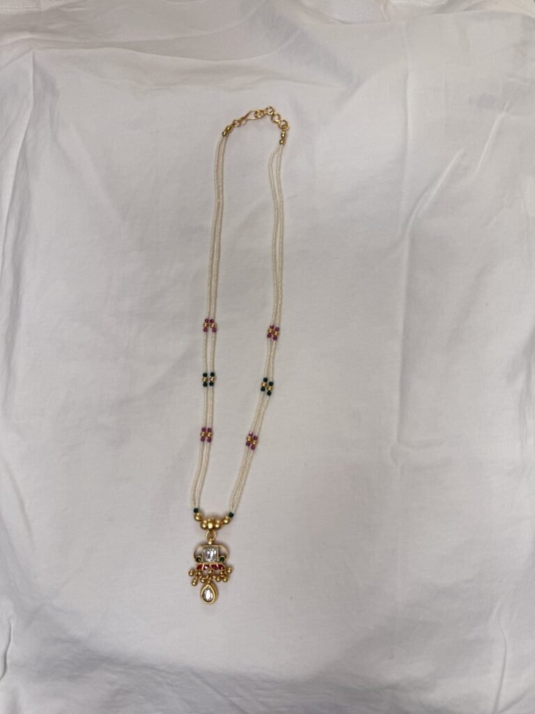 Traditional Kundan Earrings and Necklace Set