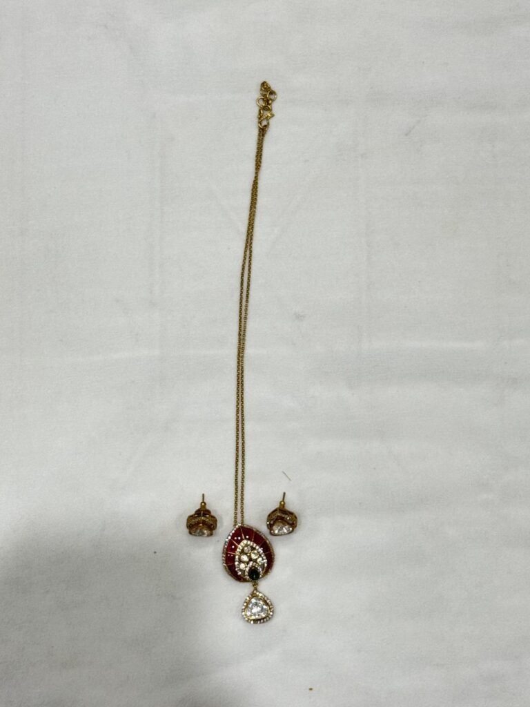 Elegant Red & Gold Crystal Pendant Necklace with Matching Earrings Set