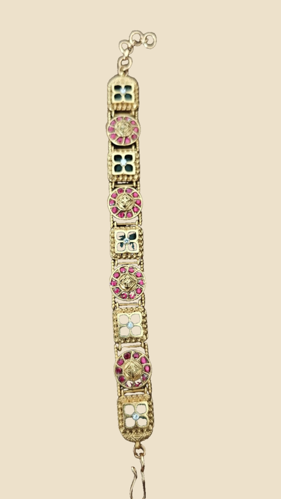 Antique Gold Square-Motif Kundan Bracelet