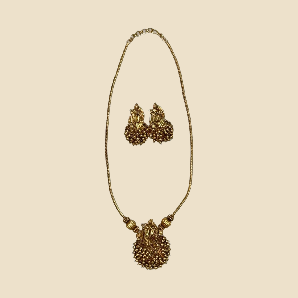 Traditional Gold-Toned Pendant Necklace Set with Matching Earrings