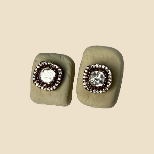 Vintage Style Ivory Rounded Gaming Dice Set (2 Pieces)