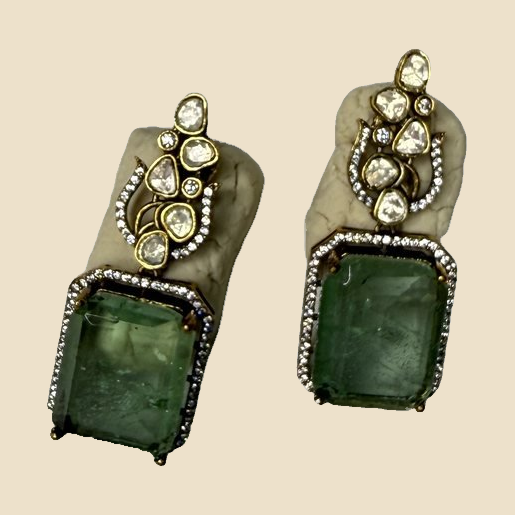 Elegant Green Stone Drop Earrings with Gold-Tone Detailing