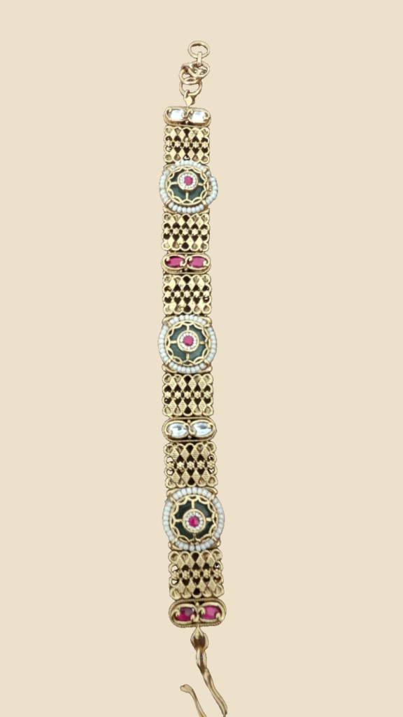 Antique Gold Circular Kundan Statement Bracelet