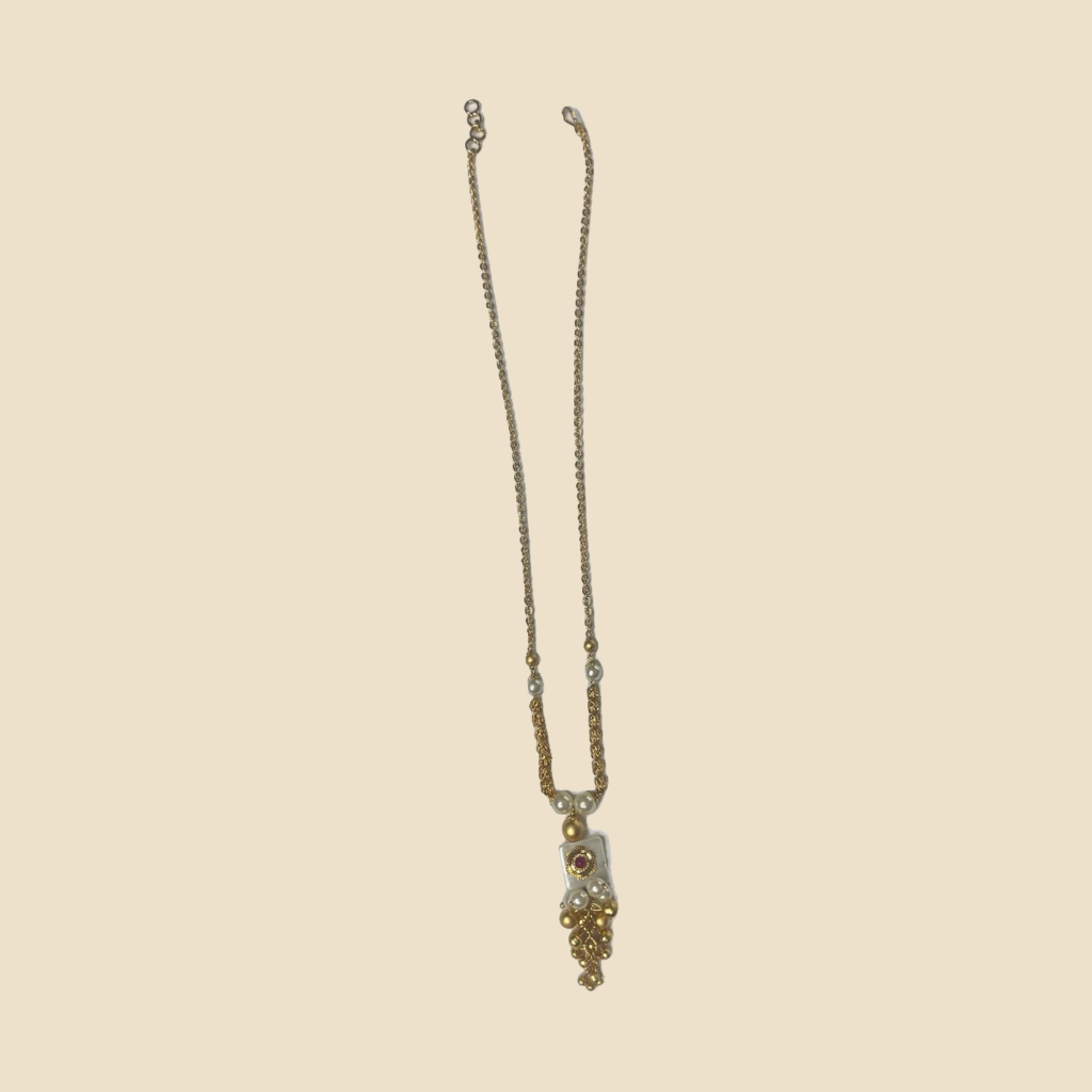 Gold-Toned Pearl Necklace with Matching Nail Art Set