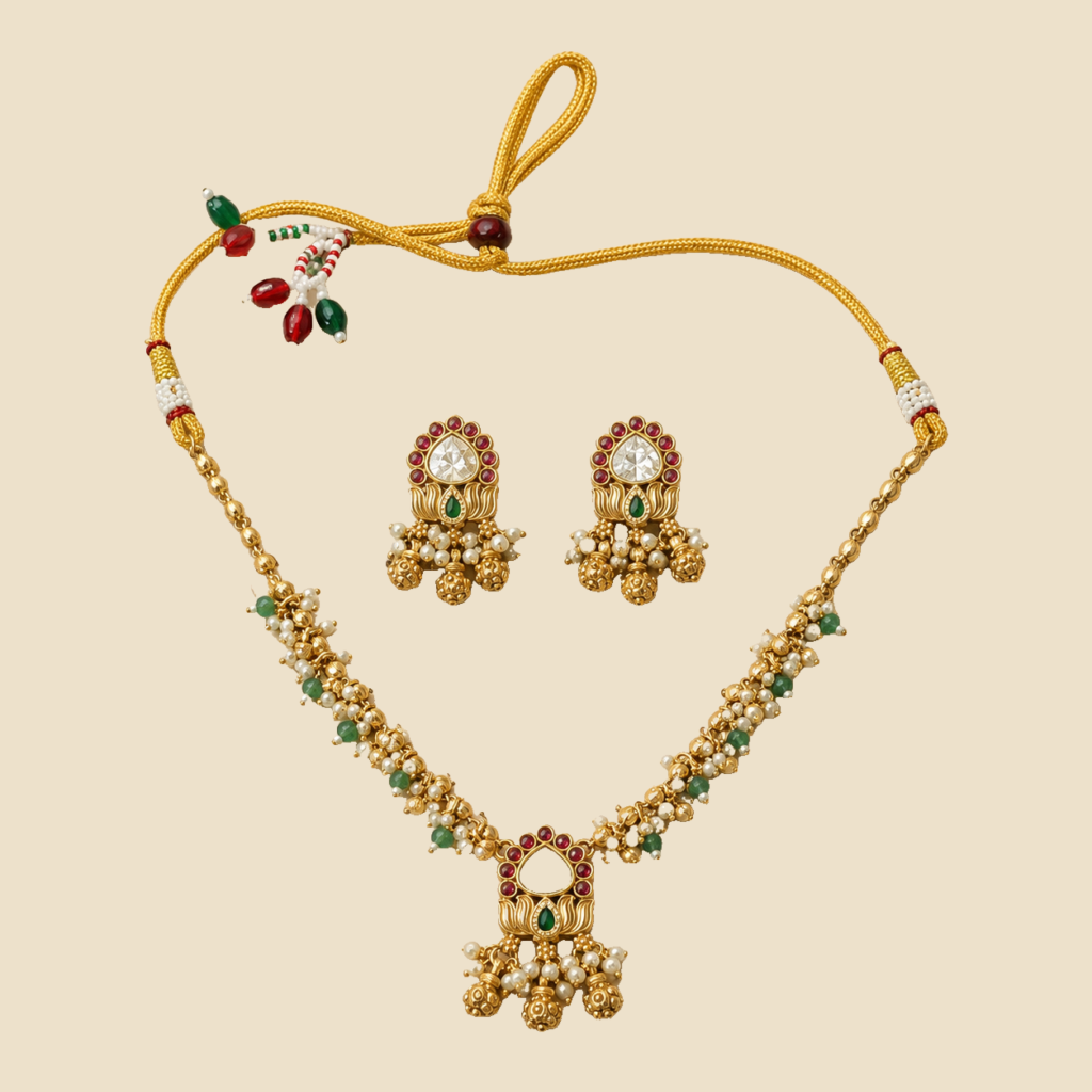 Antique Gold Kundan Lotus Pendant Necklace Set